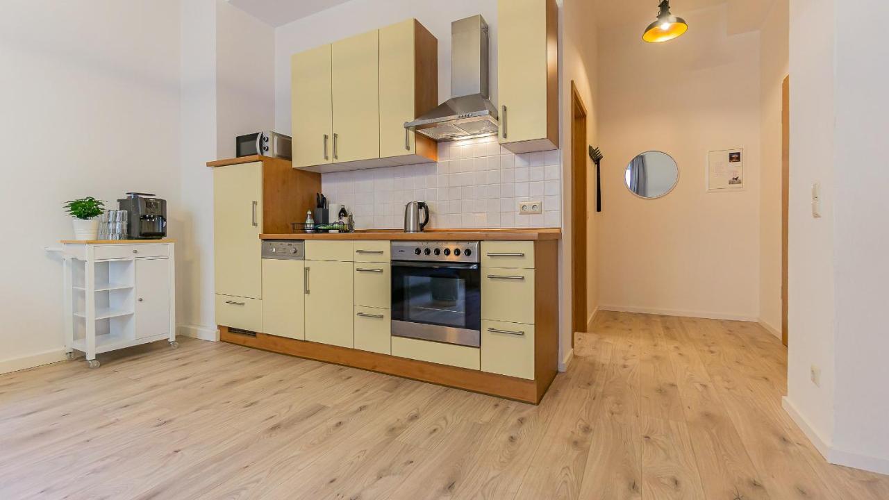 Cityapartment - 53 M², 2 Zimmer, Zentral, Netflix, Kueche, Waschmaschine Cottbus Exteriör bild